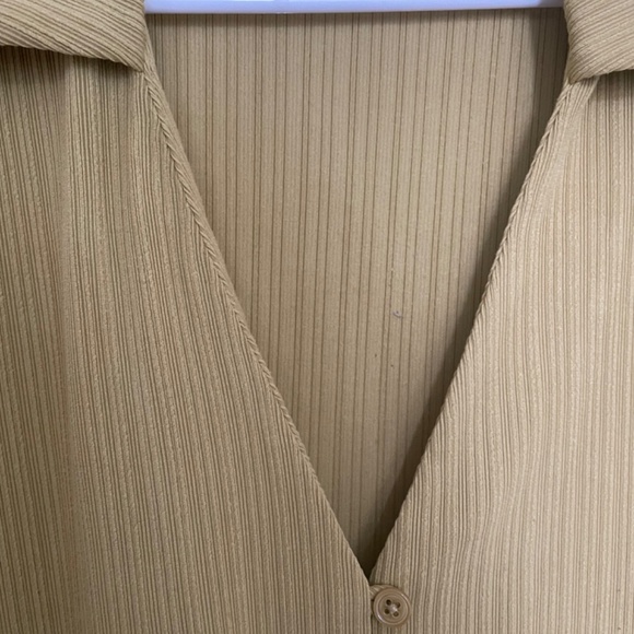 Reformation Green / Yellow Two Piece Set - Picture 4 of 5